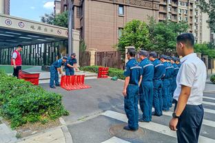 附加赛资格争夺战？明日10:30 湖人将客场正面对话背靠背的爵士